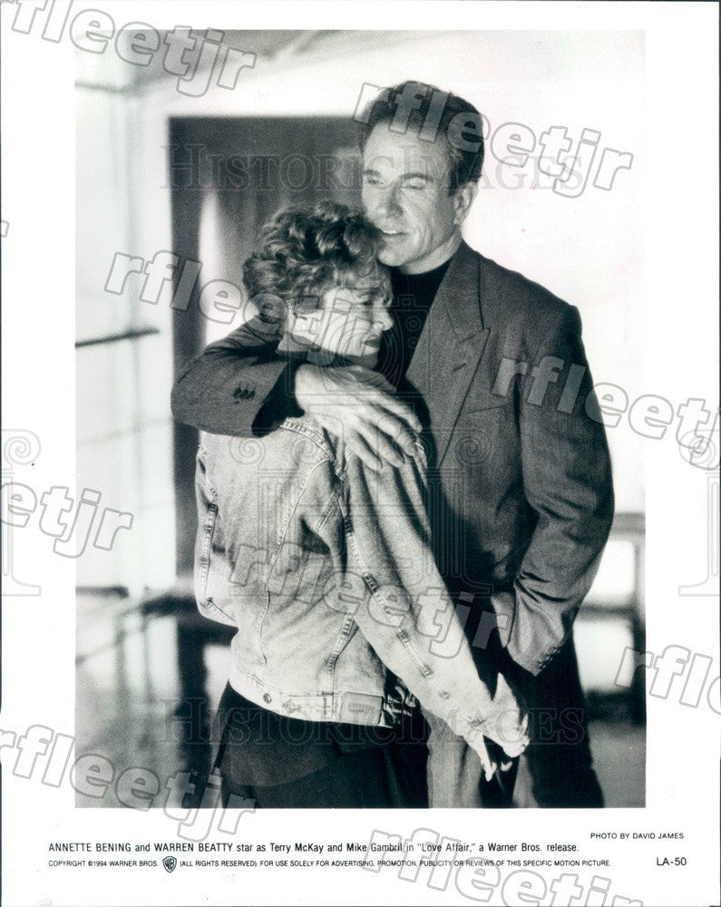 1994 Hollywood Actors Annette Bening &amp; Warren Beatty Press Photo ads393 - Historic Images