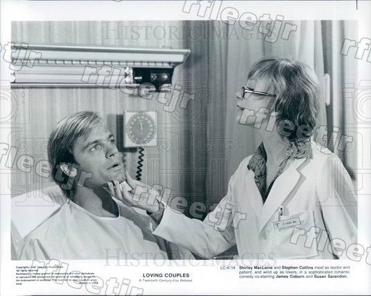 1980 Oscar Winning Actor Shirley MacLaine & Stephen Collins Press Photo adt7 - Historic Images