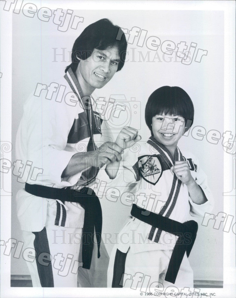 1986 Actors Ernie Reyes Jr, Ernie Reyes Sr, TV Show Sidekicks Press Photo adu401 - Historic Images