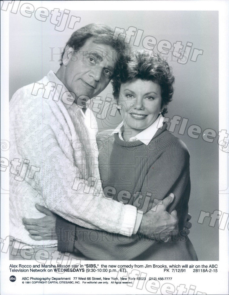 1991 Actors Marsha Mason &amp; Alex Rocco on TV Show Sibs Press Photo adu419 - Historic Images