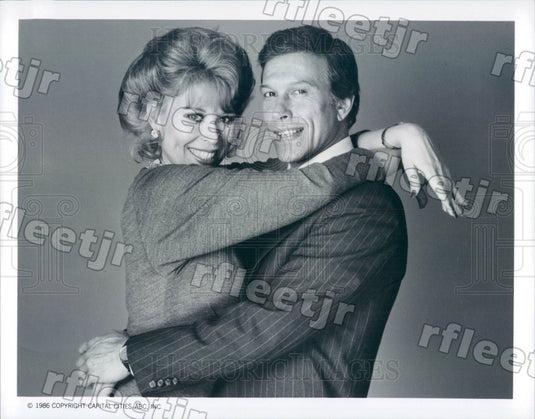 1986 Actors Leslie Easterbrook & Michael Levin on Ryan's Hope Press Photo adu475 - Historic Images