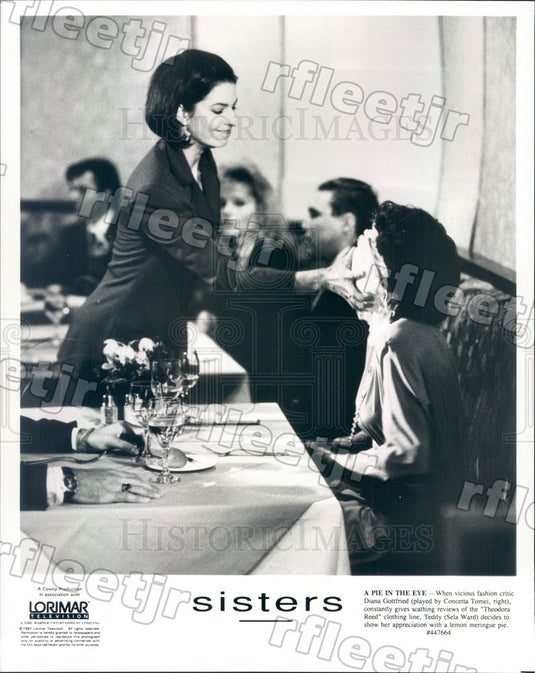 1992 Emmy Winning Actor Sela Ward & Concetta Tomei Press Photo adu509 - Historic Images