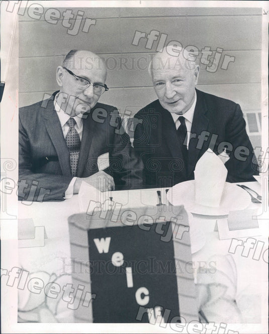 1969 Publisher Sir James Pitman, Initial Teaching Alphabet Press Photo adv143 - Historic Images