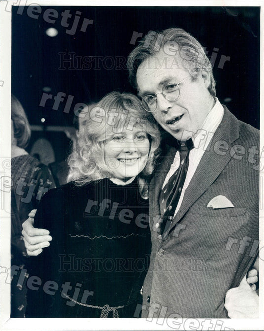 1977 Emmy Winning Actor Shirley Knight & John Guare Press Photo adv501 - Historic Images