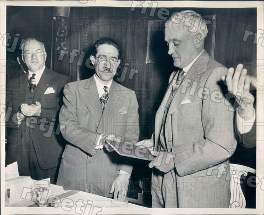 1945 Chicago Sun Publisher Marshall Field Press Photo adv545 - Historic Images