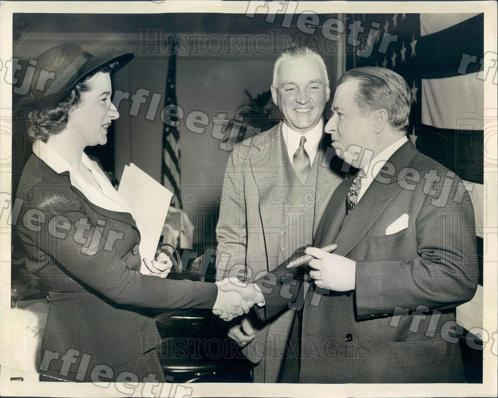 1942 Chicago Sun Publisher Marshall Field &amp; Selman Evans Press Photo adv551 - Historic Images