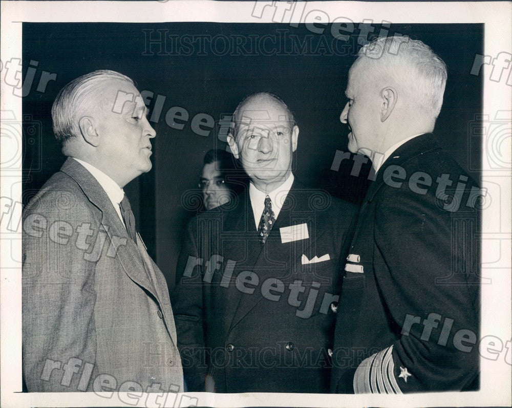 1946 Naval Operation Chief Adm Chester Nimitz, Marshall Field Press Photo adv579 - Historic Images