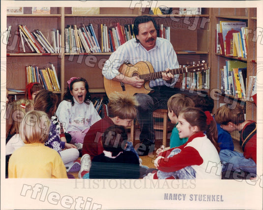 1990 Lake Forest, Illinois Children's Entertainer Fred Koch Press Photo adv97 - Historic Images