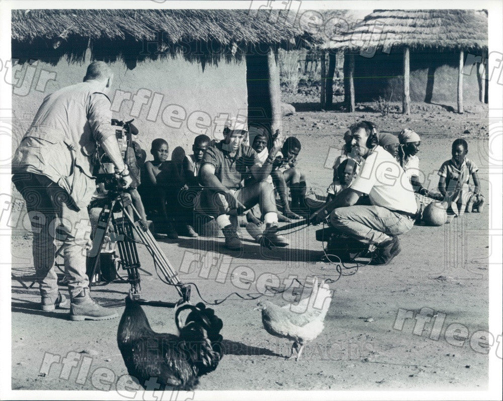 1992 NBC Today Show Host Bryant Gumbel in Africa Press Photo adw1051 - Historic Images