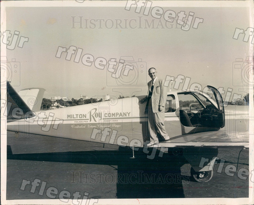 1955 St. Petersburg, Florida Robert Sheen of Milton Roy Co Press Photo adw197 - Historic Images