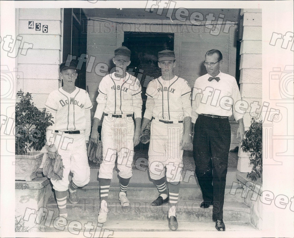 1967 Tarpon Springs, Florida Tommy, Terry &amp; Tony Shell Press Photo adw41 - Historic Images