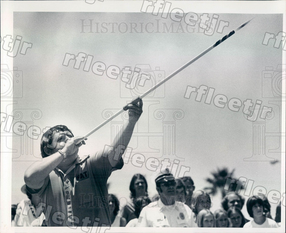 1976 Tampa, FL The Blow Gun Man Pat Shawn, Guinness Record Press Photo adw513 - Historic Images