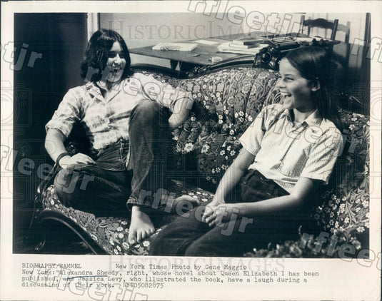 Undated 13-Year-Old Author Alexandra Sheedy & Jessica Levy Press Photo adw723 - Historic Images
