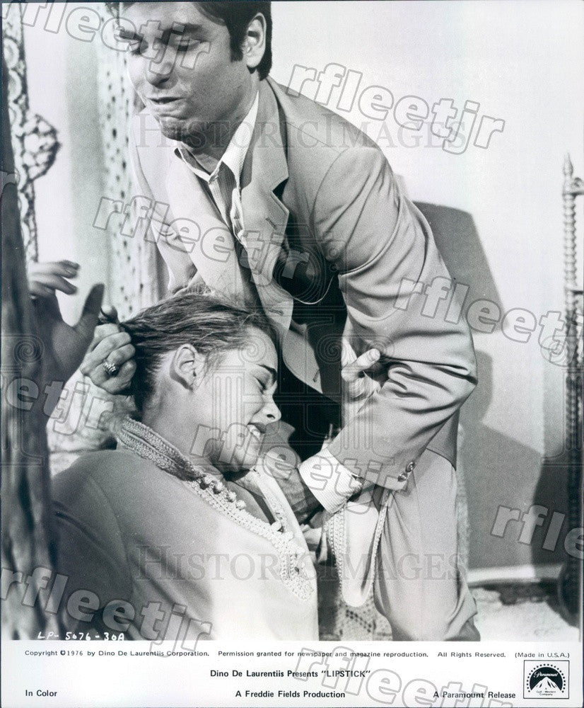 1976 Actors Margaux Hemingway &amp; Chris Sarandon in Film Press Photo adx1139 - Historic Images