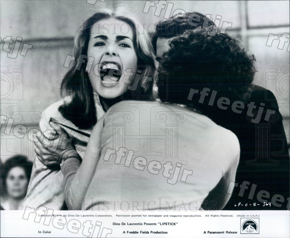 1976 American Actress Margaux Hemingway in Film Lipstick Press Photo adx1147 - Historic Images