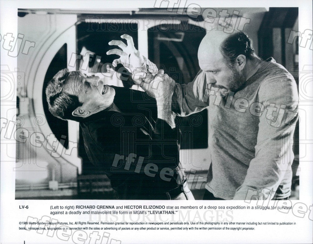 1989 Actors Richard Crenna, Hector Elizondo in Film Leviathan Press Photo adx127 - Historic Images