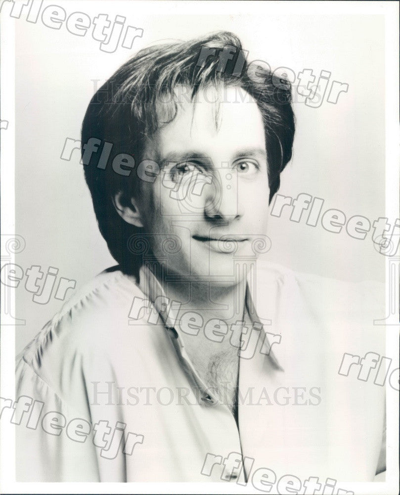 Undated Actor Bronson Pinchot on The Trouble With Larry Press Photo adx735 - Historic Images