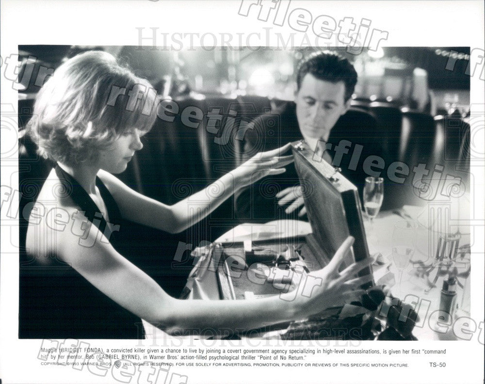 1993 Actors Bridget Fonda &amp; Gabriel Byrne in Film Press Photo adx857 - Historic Images