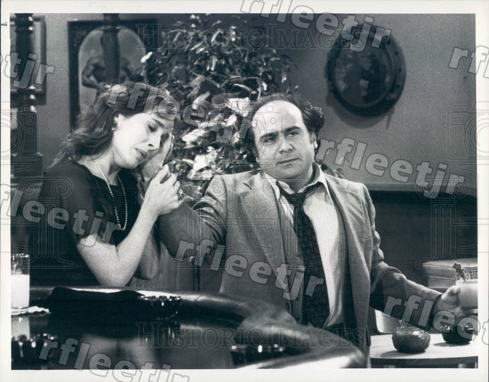 1982 Emmy Winning Actor Danny DeVito &amp; Andrea Marcovicci Press Photo adx949 - Historic Images