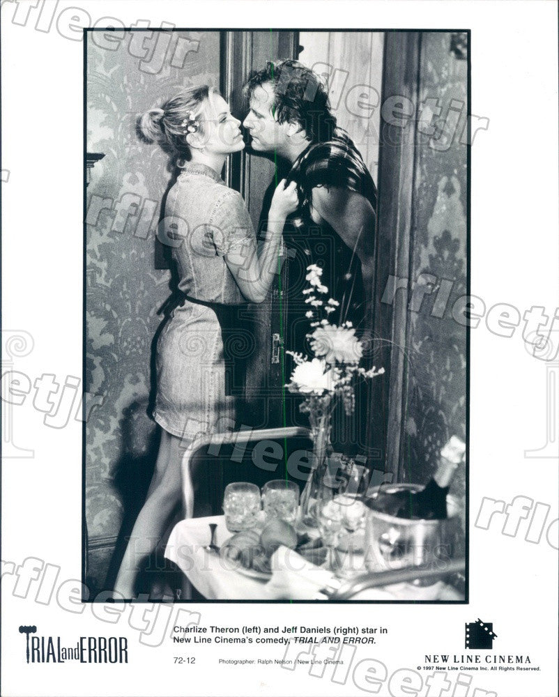 1997 Oscar Winning Actor Charlize Theron &amp; Jeff Daniels Press Photo ady219 - Historic Images