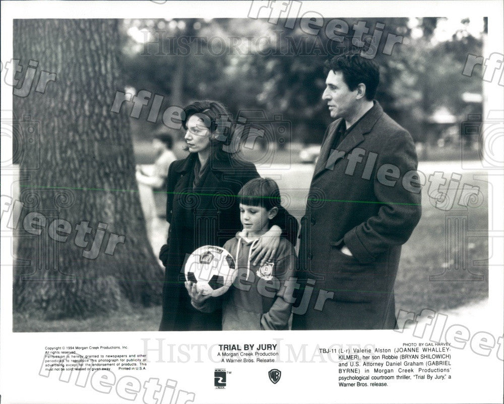 1994 Actors Gabriel Byrne, Joanne Whalley, Bryan Shilowich Press Photo ady235 - Historic Images