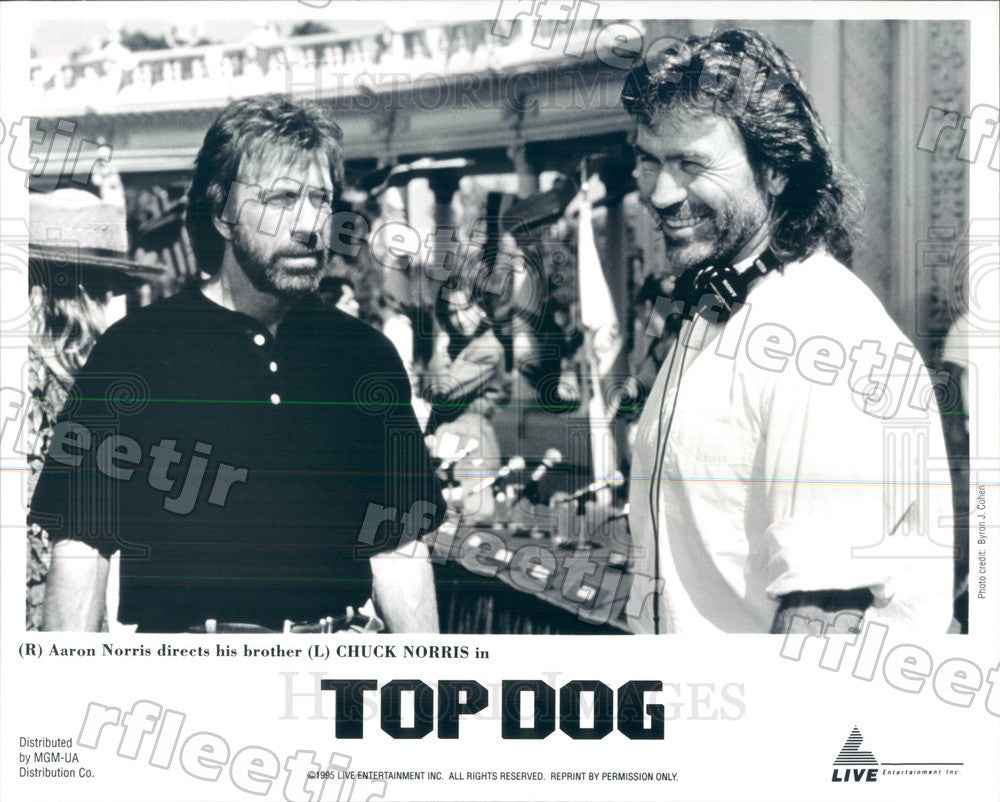 1995 Actor Chuck Norris &amp; Director Aaron Norris Press Photo ady277 - Historic Images