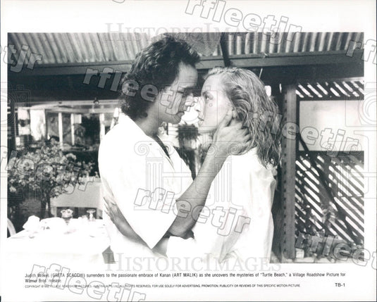 1992 Actors Greta Scacchi & Art Malik in Film Turtle Beach Press Photo ady443 - Historic Images