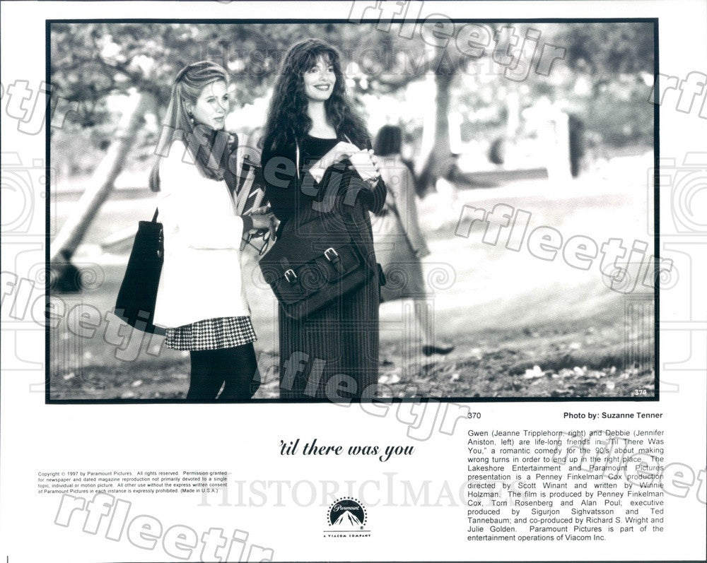 1997 Actors Jennifer Aniston &amp; Jeanne Tripplehorn in Film Press Photo ady539 - Historic Images