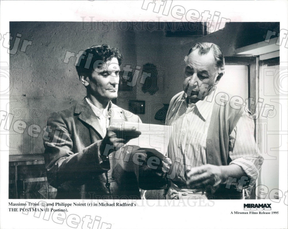 1995 Actors Massimo Troisi, Philippe Noiret in Film Il Postino Press Photo ady75 - Historic Images