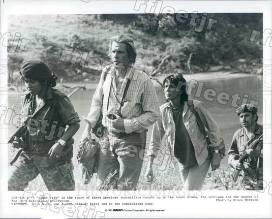 1983 Actors Nick Nolte & Joanna Cassidy in Film Under Fire Press Photo ady763 - Historic Images