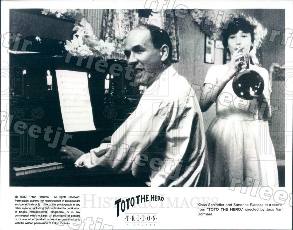 1992 Actors Klaus Schindler &amp; Sandrine Blancke in Film Toto Press Photo ady821 - Historic Images