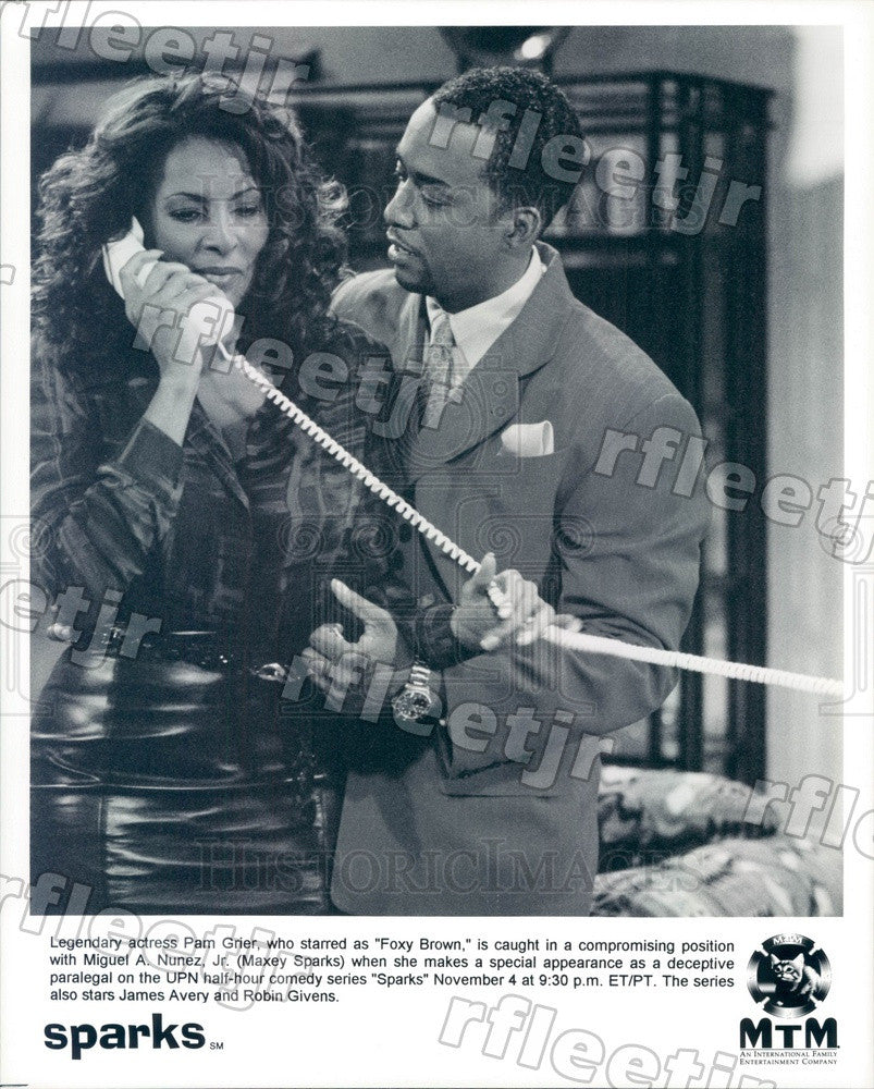Undated Actors Pam Grier & Miguel Nunez Jr on TV Show Sparks Press Photo adz125 - Historic Images