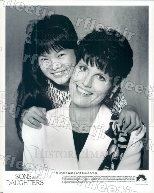1990 Actors Lucie Arnaz & Michelle Wong on TV Show Press Photo adz203 - Historic Images
