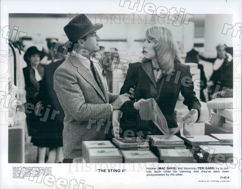 1983 Actors Mac Davis &amp; Teri Garr in Film The Sting II Press Photo adz295 - Historic Images
