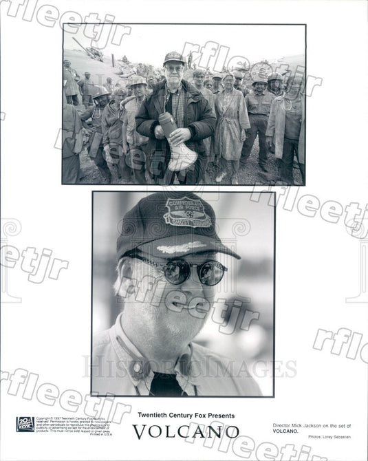 1997 British Director Mick Jackson Filming Volcano Press Photo adz351 - Historic Images