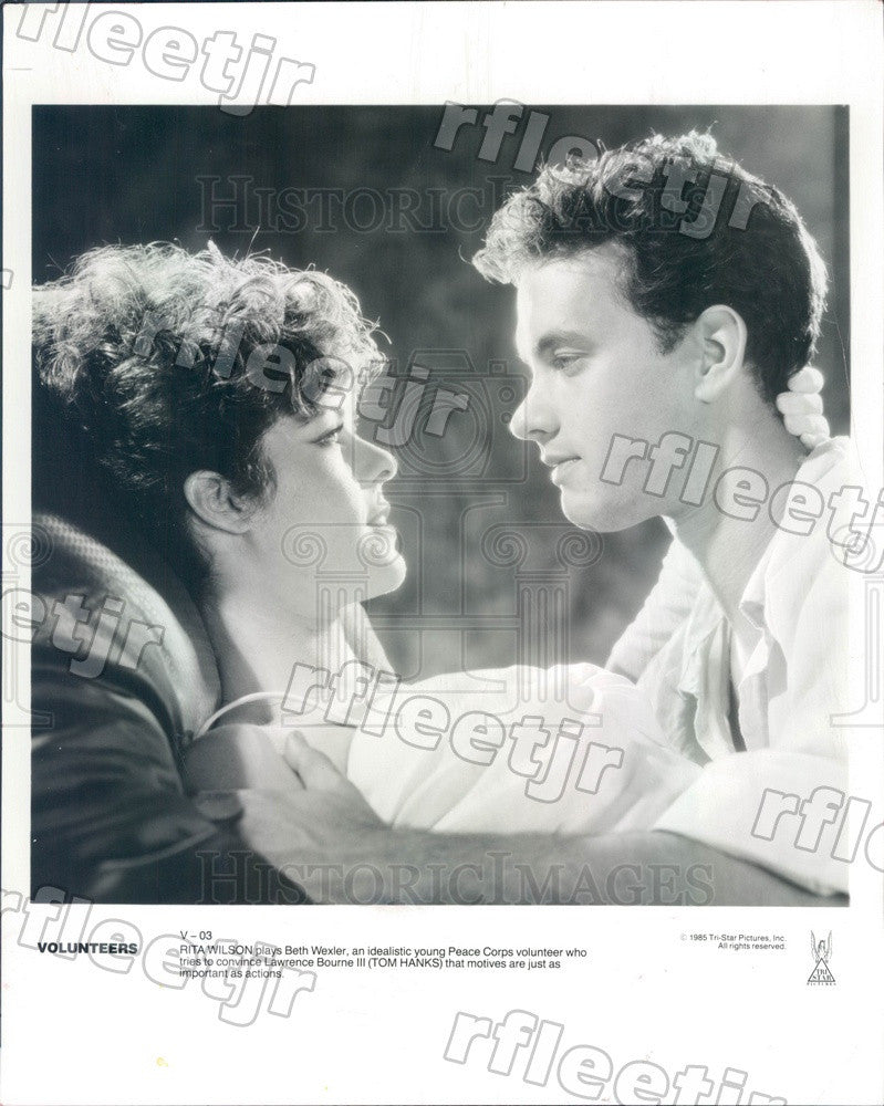 1985 Oscar Winning Actor Tom Hanks, Rita Wilson in Volunteers Press Photo adz383 - Historic Images