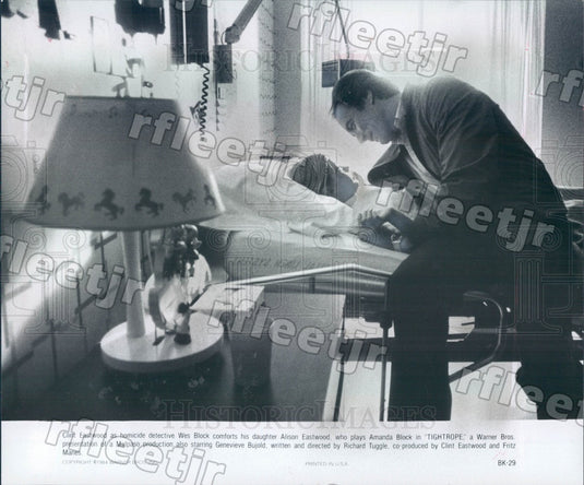 1984 Oscar Winning Actor Clint Eastwood & Alison Eastwood Press Photo adz41 - Historic Images