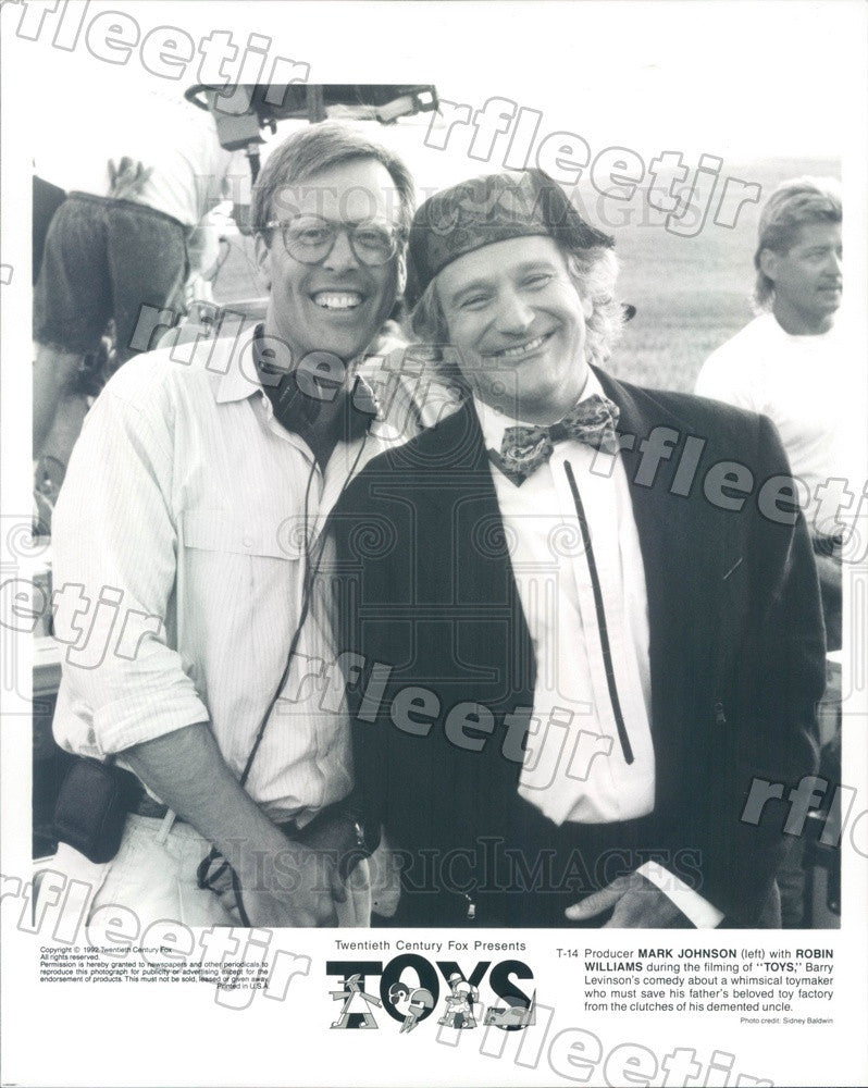 1992 Actor Robin Williams &amp; Producer Mark Johnson Filming Toys Press Photo adz61 - Historic Images
