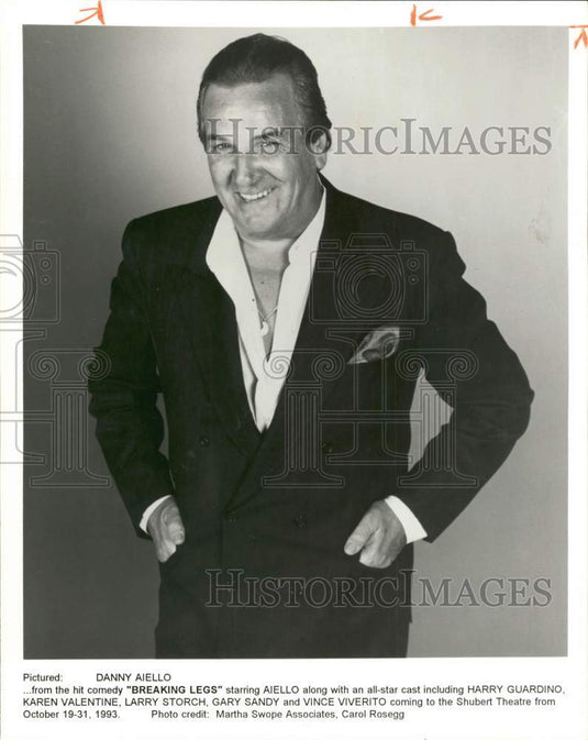 1993 Press Photo Danny Aiello stars in the hit comedy "Breaking Legs"- Historic Images