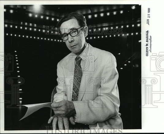 1988 Press Photo Alan Moore, Journalist with the Huntsville Times - ahta01448- Historic Images