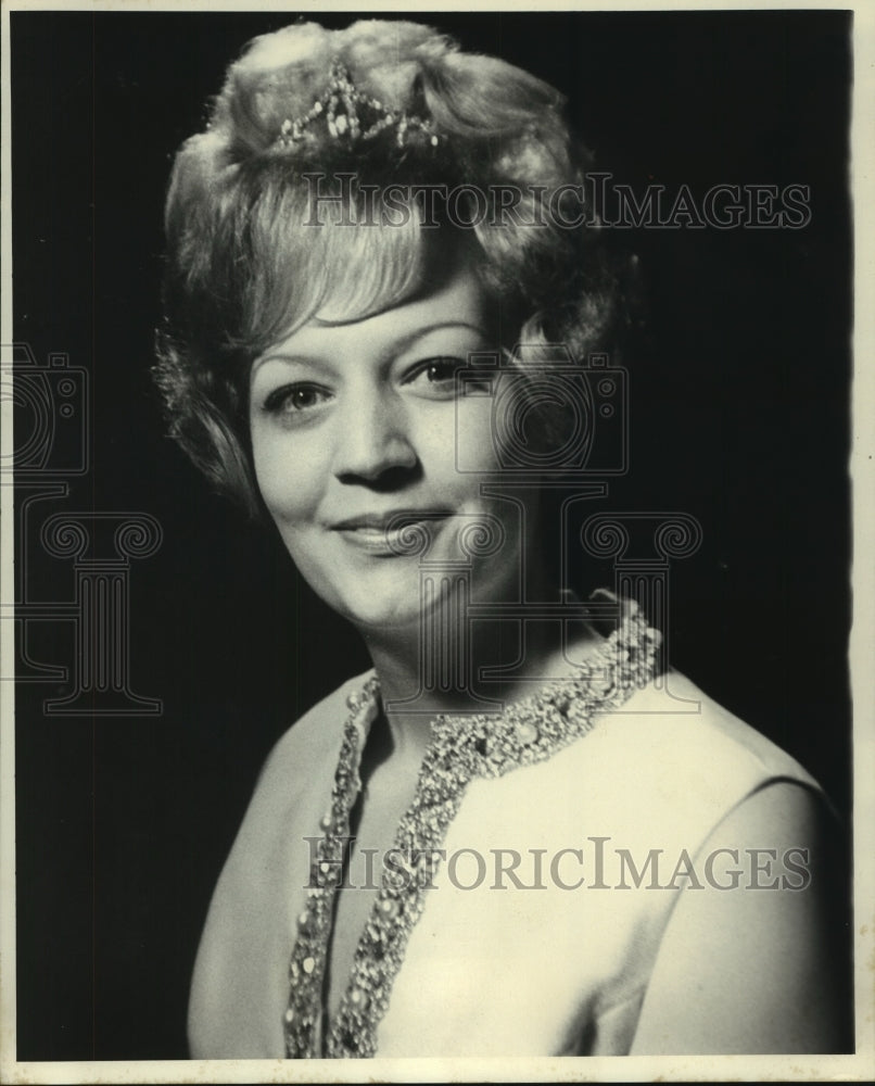 Press Photo Pam Pritchard, Pageant Queen - Historic Images