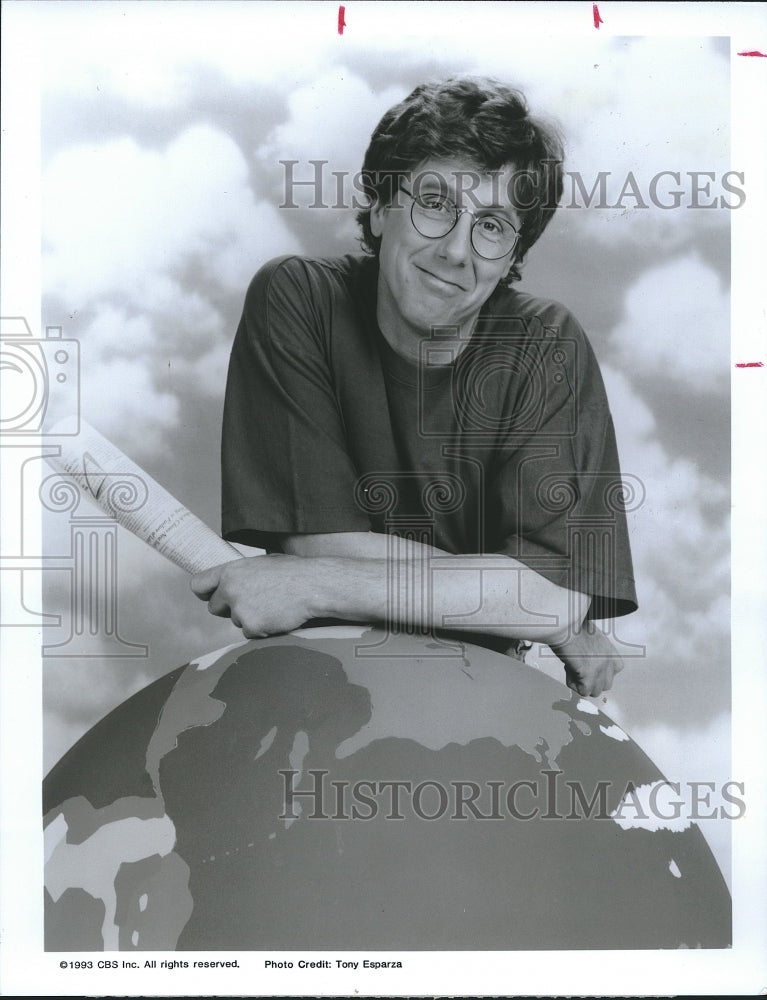 1993 Press Photo Harry Anderson, Actor on &quot;Dave&#39;s World&quot; on CBS - Historic Images