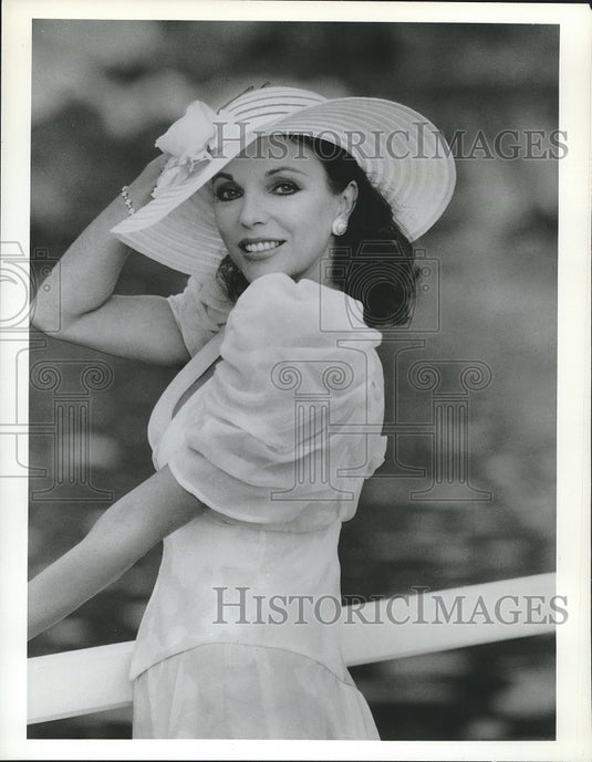 1986 Press Photo Joan Collins, Actress in 