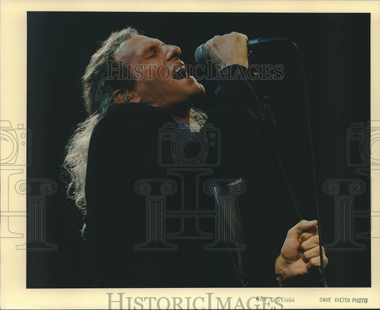 1994 Press Photo Musician Michael Bolton Performs - Historic Images