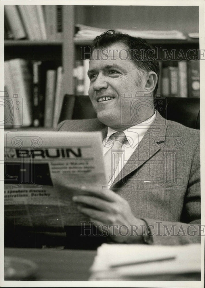 1969 Press Photo Charles E. Young, Chancellor, University of California Campus - Historic Images