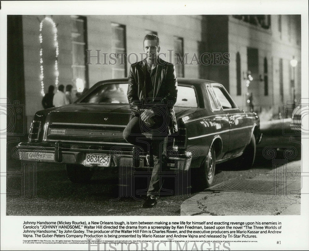 1989 Press Photo Mickey Rourke in Film &quot;Johnny Handsome&quot; - Historic Images