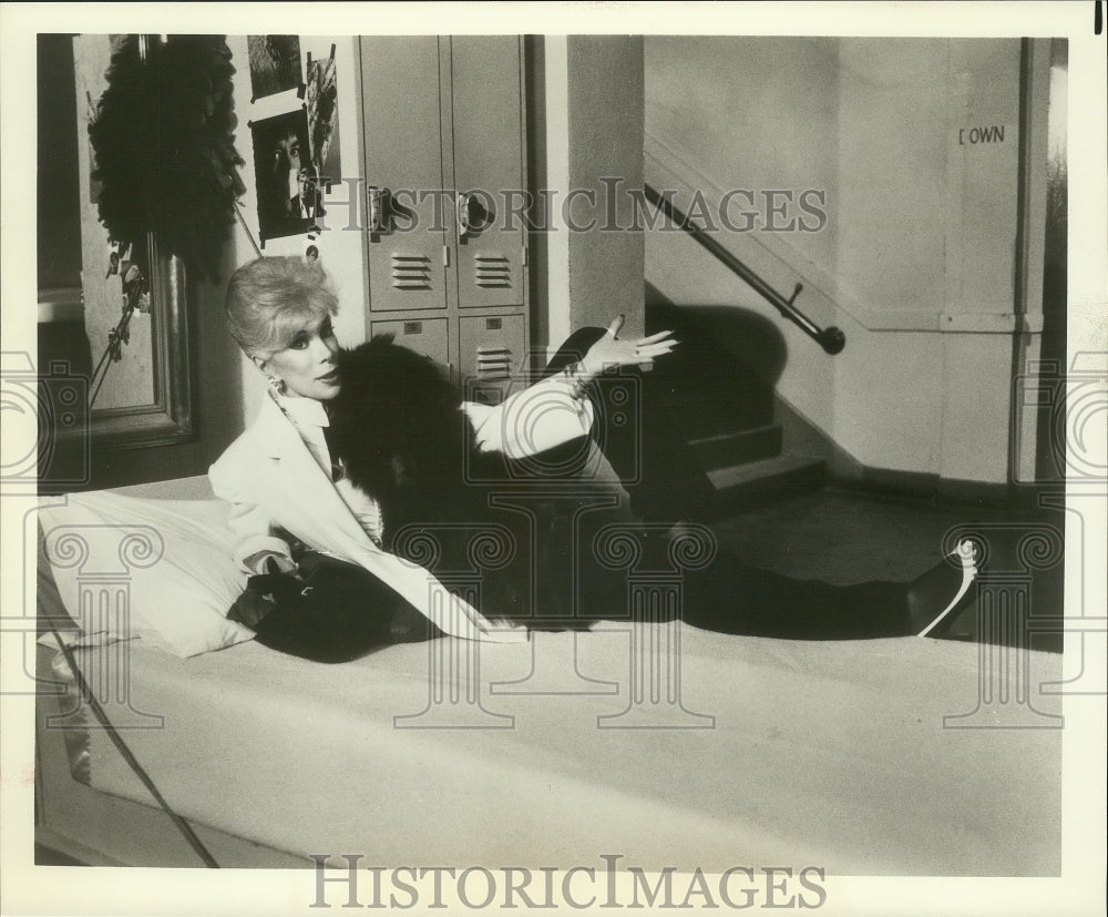 Press Photo Joan Rivers, Comedian, at High School in New York - Historic Images