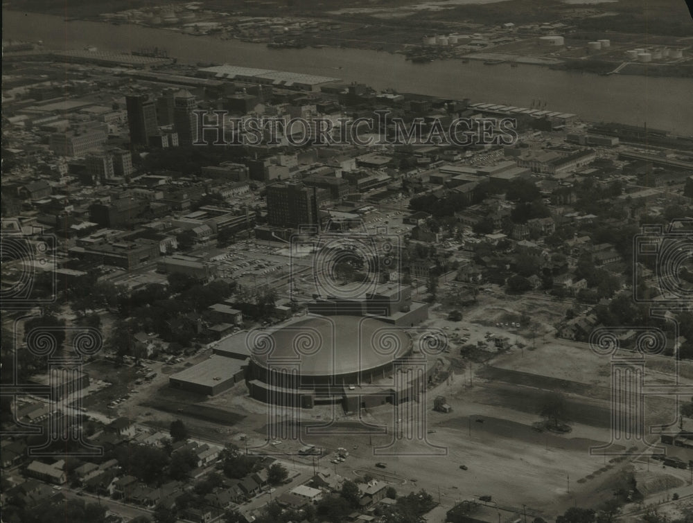 Press Photo Aerial view of domed arena in Alabama - Historic Images