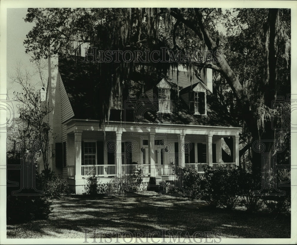 1968 Press Photo Mrs. Dora Staples&#39;s Home on Old Shell Road in Mobile, Alabama - Historic Images