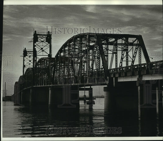 1974  Side View of Cochrane Bridge, Alabama - Historic Images
